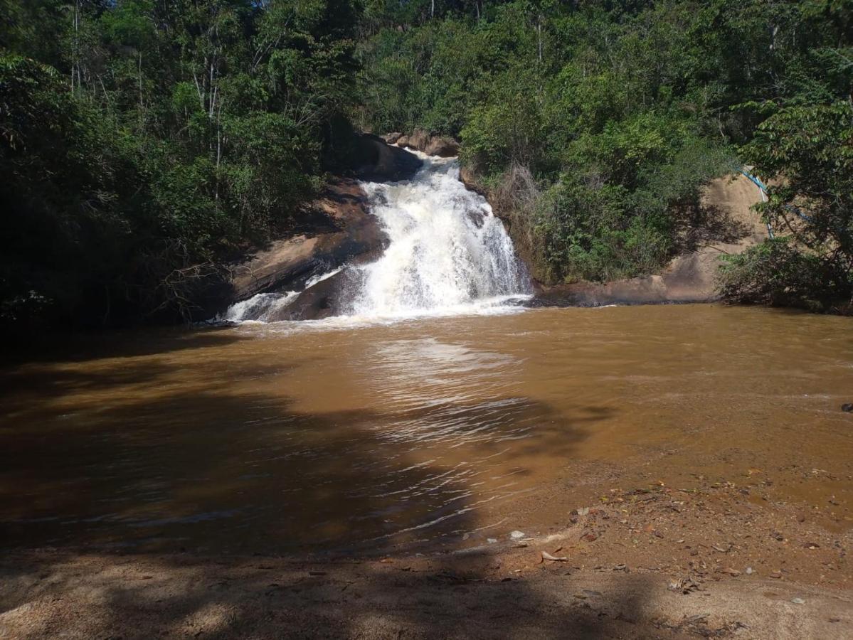 Banheira, Lareira E Cachoeira